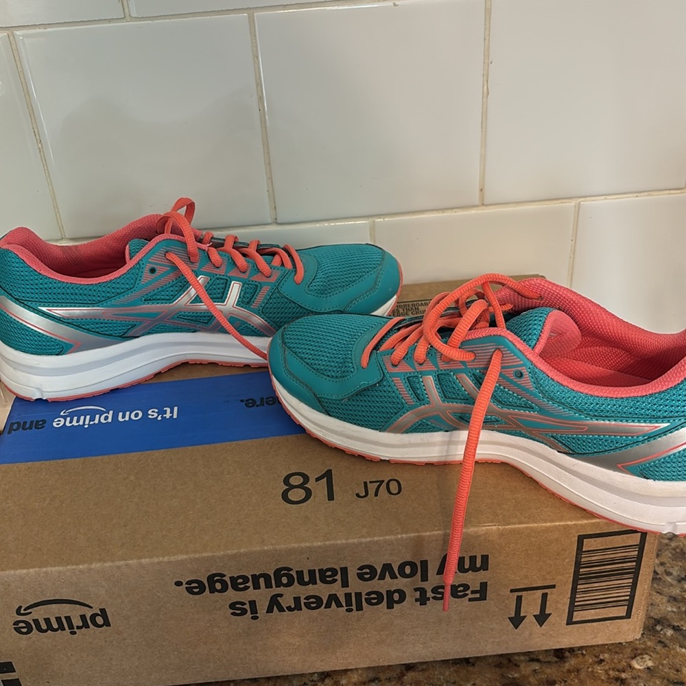 ASICS Running Tennis Shoes Size 9 - Picture 2 of 4